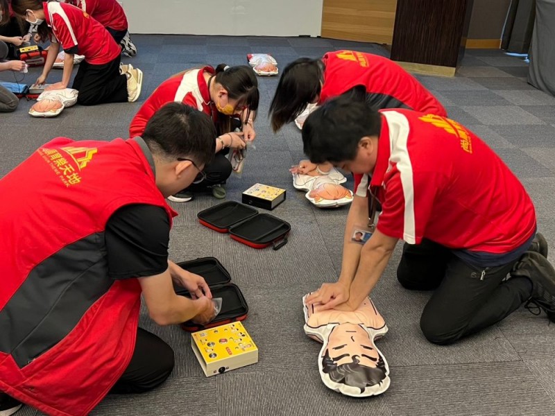 CPR+AED急救教育訓練 | 尚順育樂天地