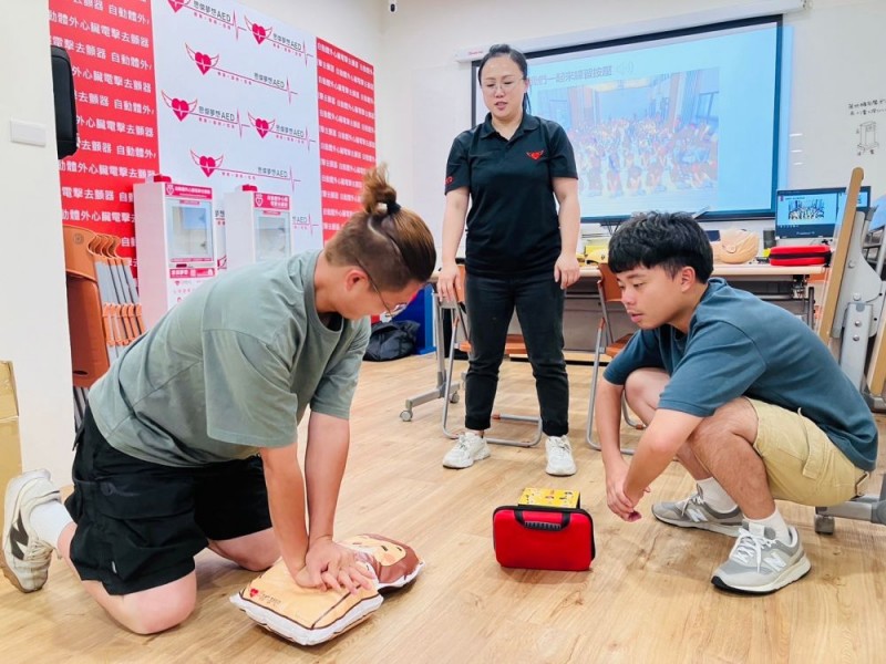 CPR+AED急救教育訓練 | 知心國際旅行社