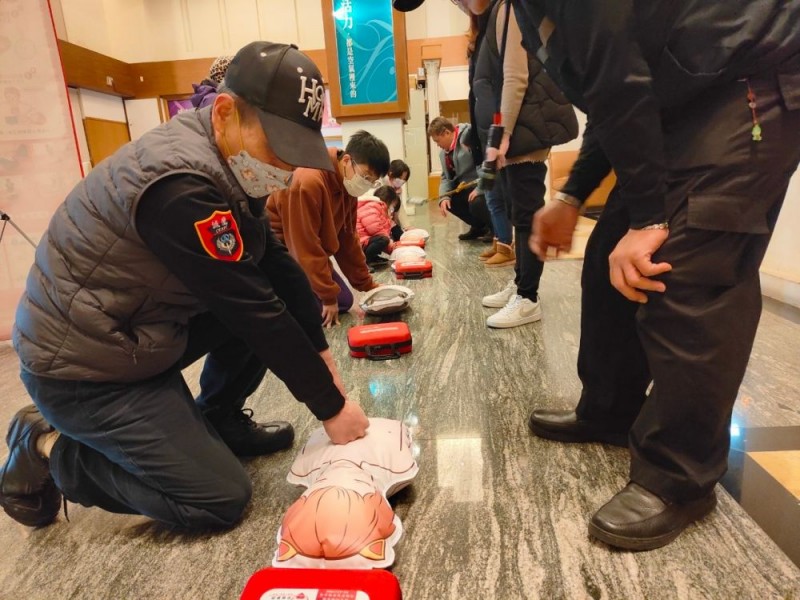 CPR+AED急救教育訓練 | 宜誠花園廣場 | 誠鷹特勤保全股份有限公司