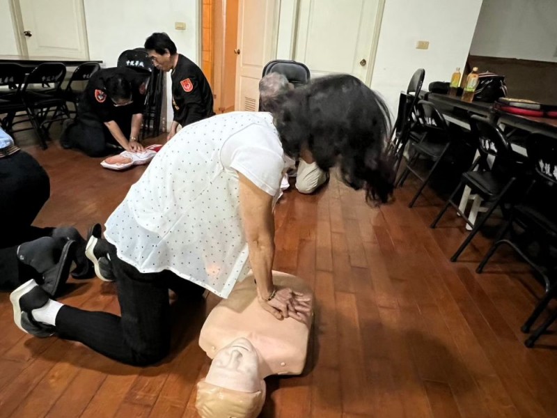 CPR+AED急救教育訓練 | 中悅華城社區 | 誠鷹特勤保全股份有限公司