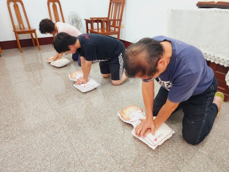 CPR+AED急救教育訓練 | 財團法人台灣基督長老教會台中中會大社教會